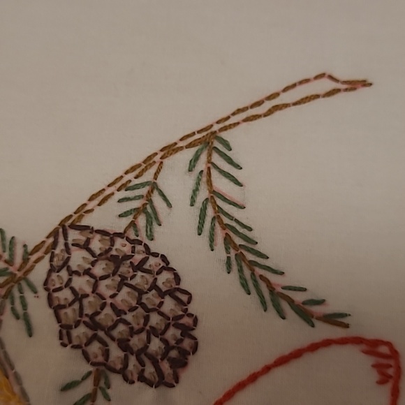 Vintagr Hand Stitched Maine State Bird & Flower - Picture 6 of 16